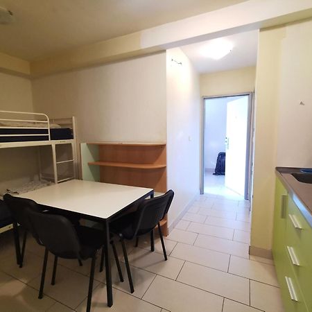 Simbol Rooms With Free Private Parking 卢布尔雅那 客房 照片
