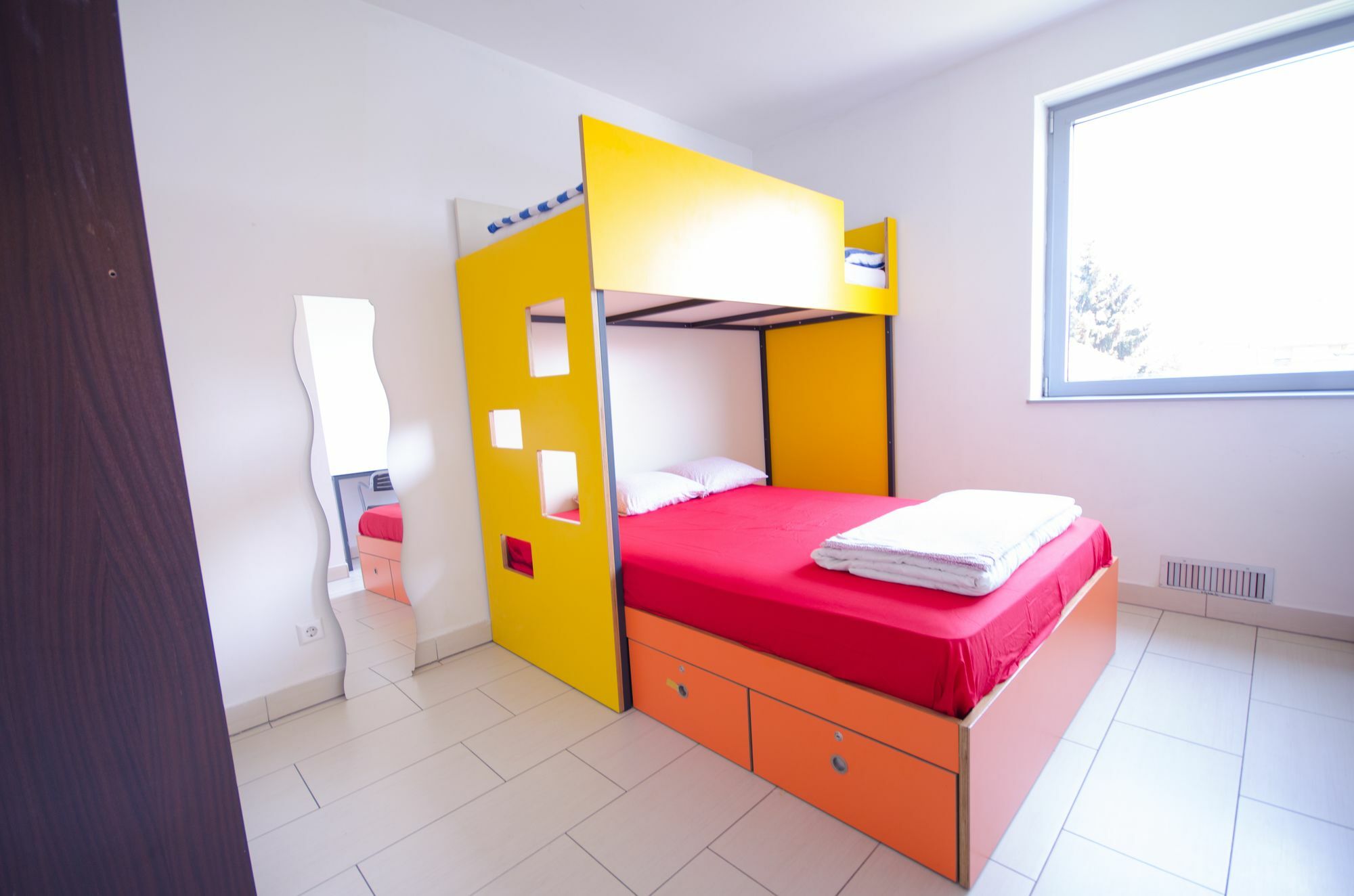 Simbol Rooms With Free Private Parking 卢布尔雅那 外观 照片
